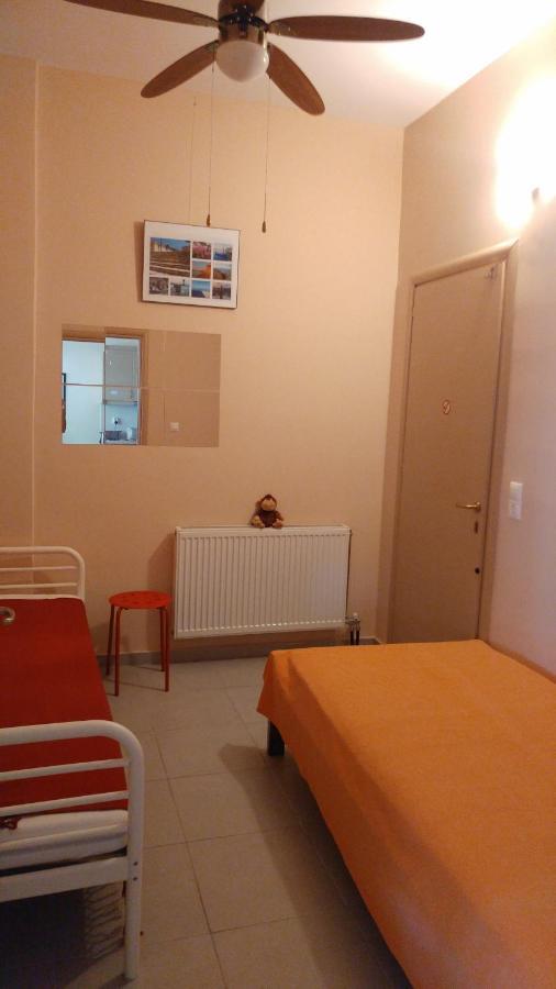 Family Apartment Derveni Eksteriør billede