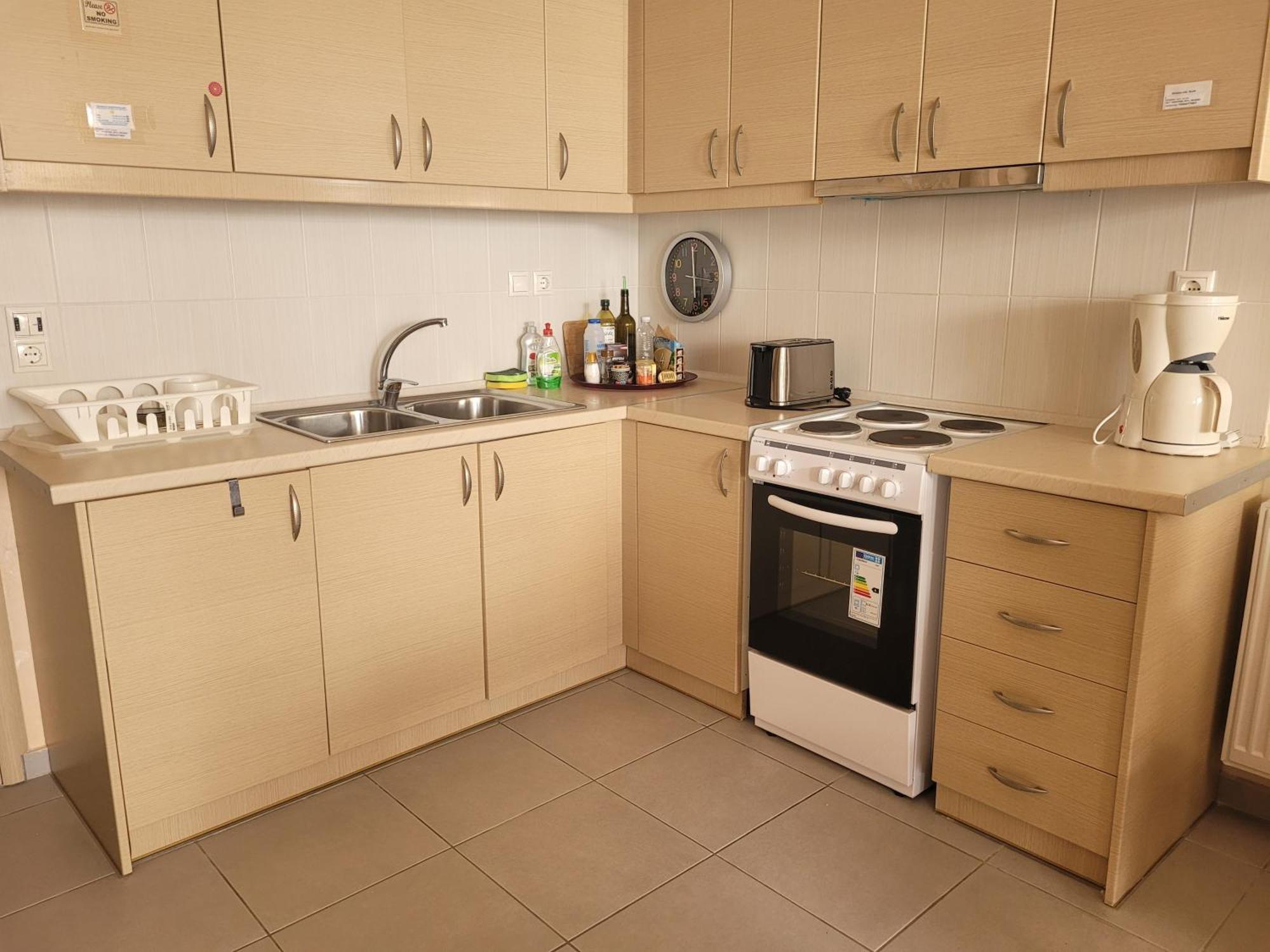 Family Apartment Derveni Eksteriør billede